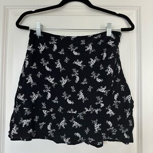 Floral mini skirt